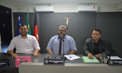 Vereadores de Serra Branca aprovam projetos de lei e apresentam indicações importantes para município